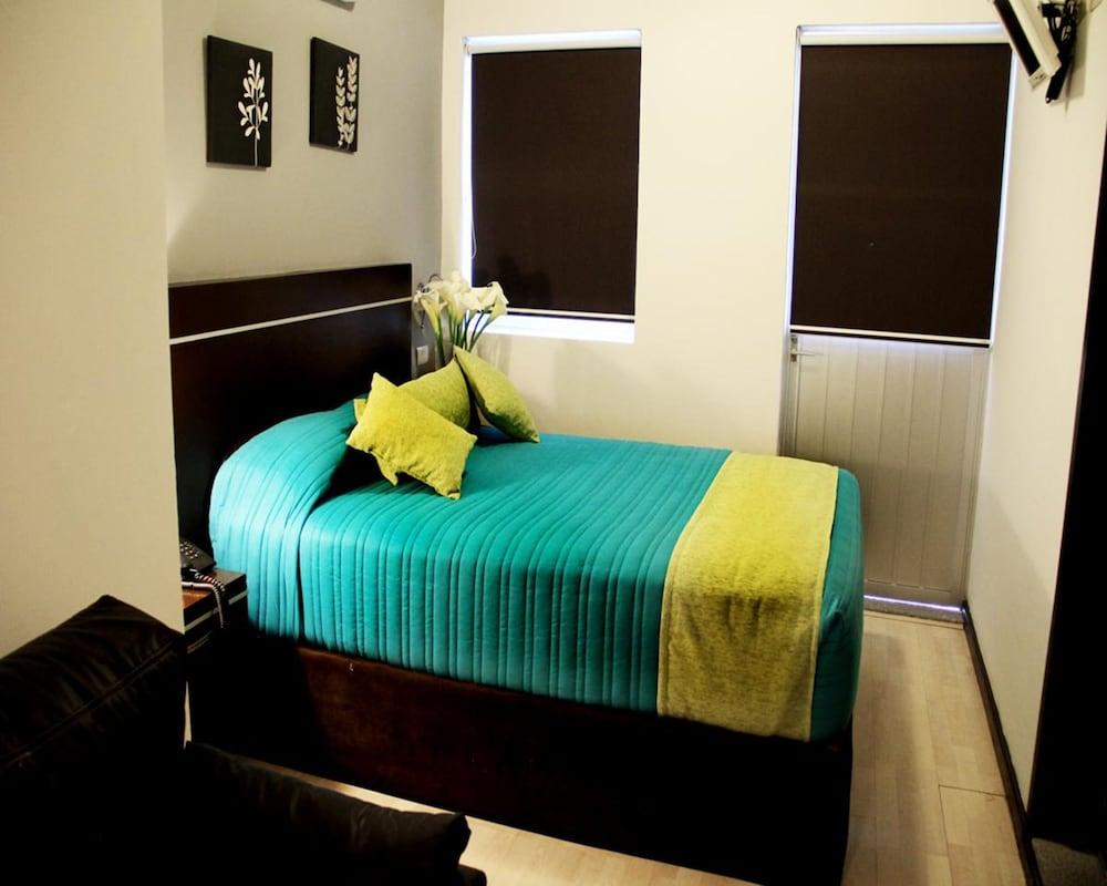 Hotel Misión Express Centro 3*